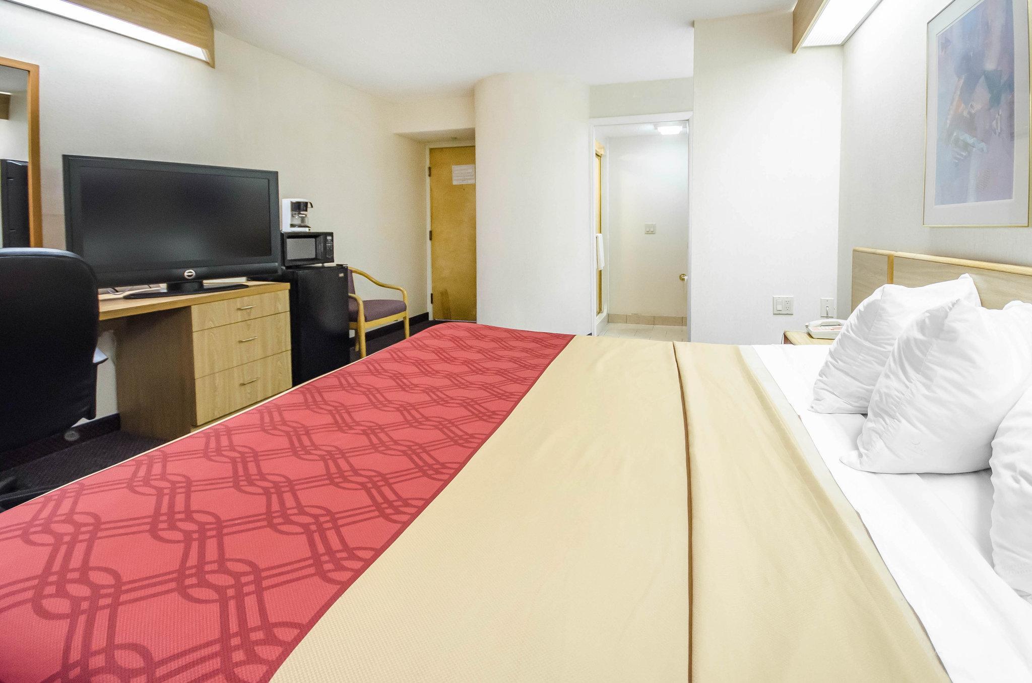 Econo Lodge Лондон Екстер'єр фото