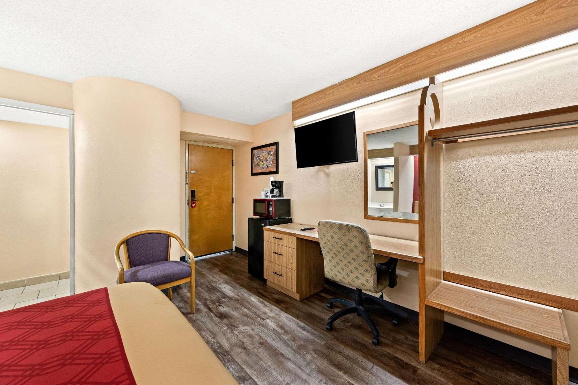 Econo Lodge Лондон Екстер'єр фото