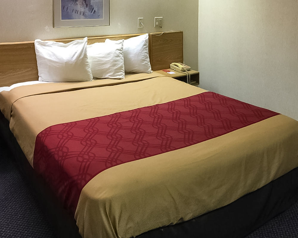 Econo Lodge Лондон Екстер'єр фото